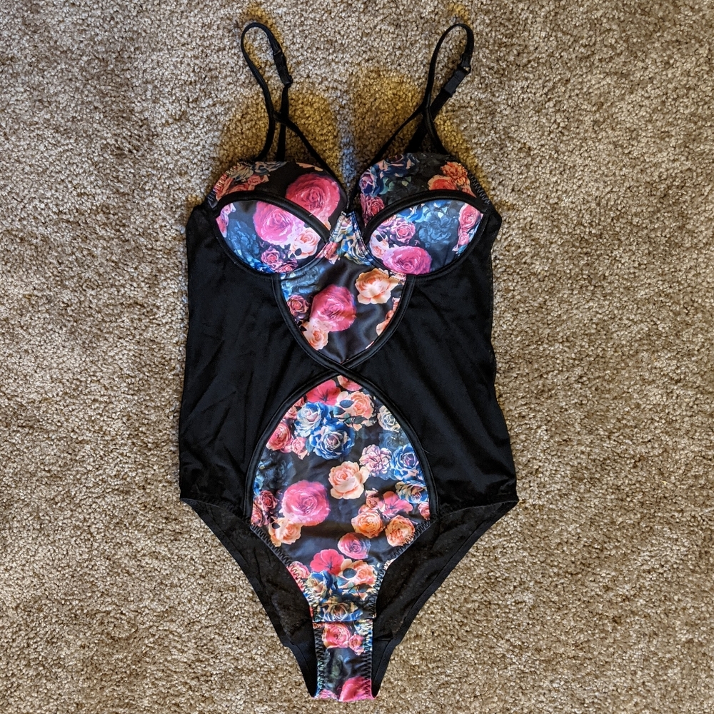 Playful Promises Anastasia Bodysuit 32C